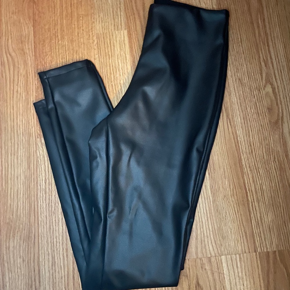 Faux leather leggings
